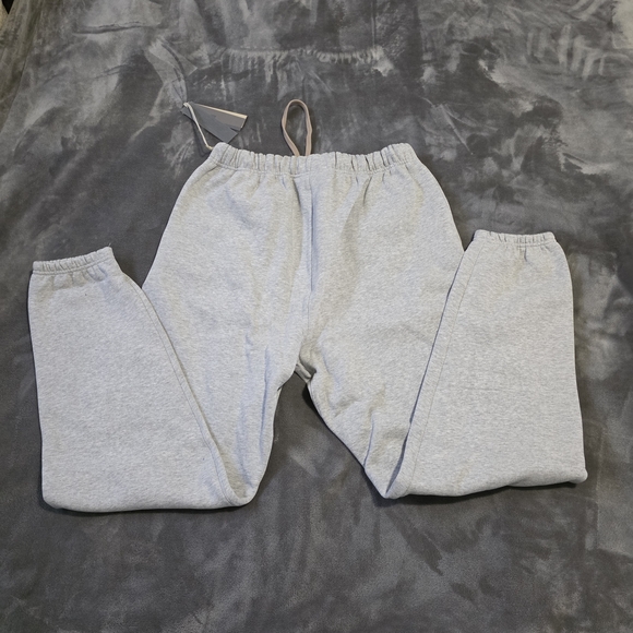 Fear of God Essentials Light Gray Sweatpants - Picture 7 of 11